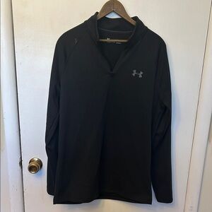 Under Armour Men's Black Performance Shirt Large